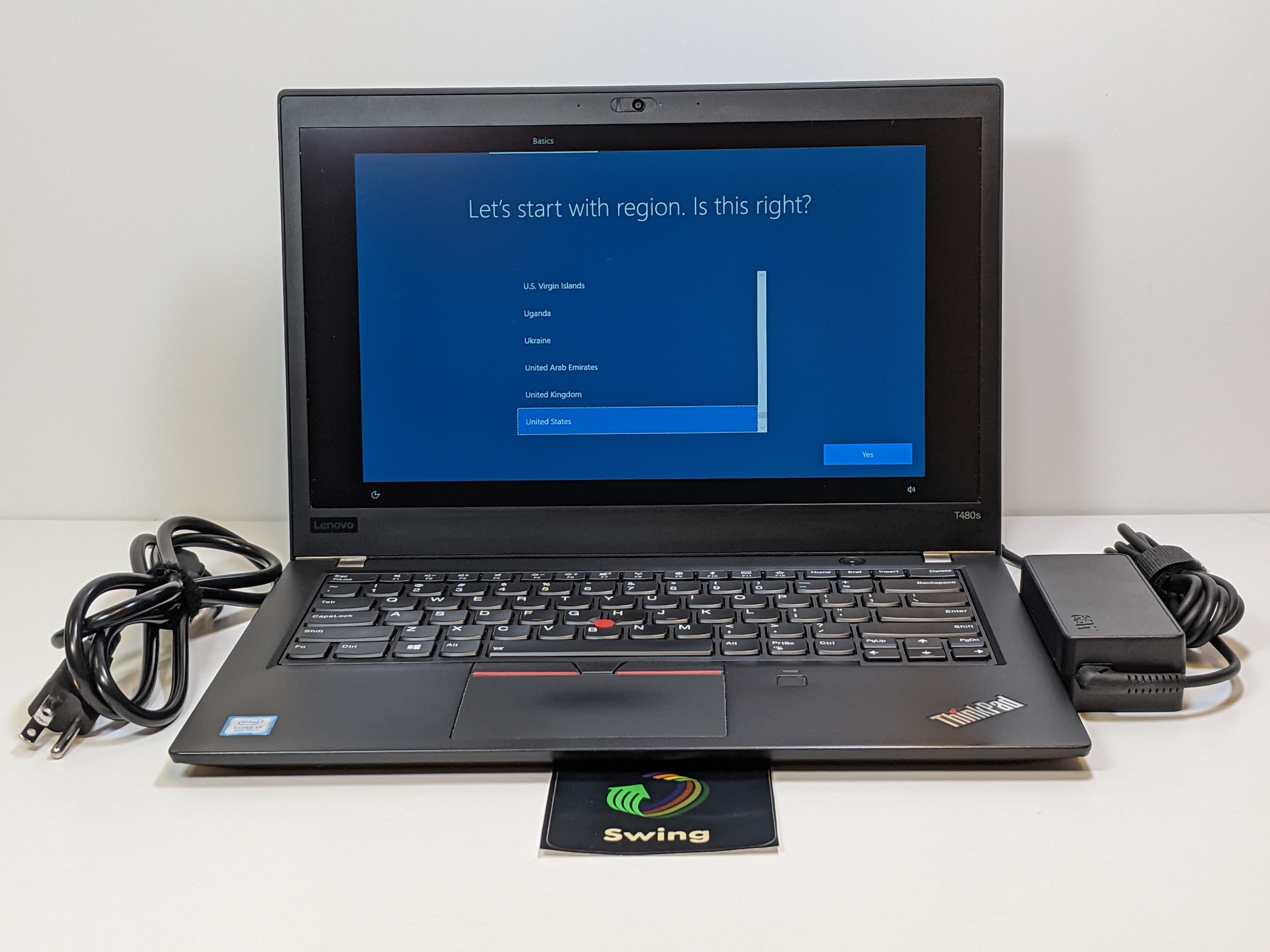 pic of LENOVO THINKPAD T480S Touch FHD I7 8550U 256GB SSD 16GB W10P Fingerprint